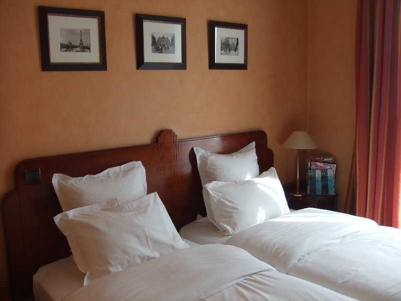Hotel Ibis Gare Du Nord Tgv Parijs
